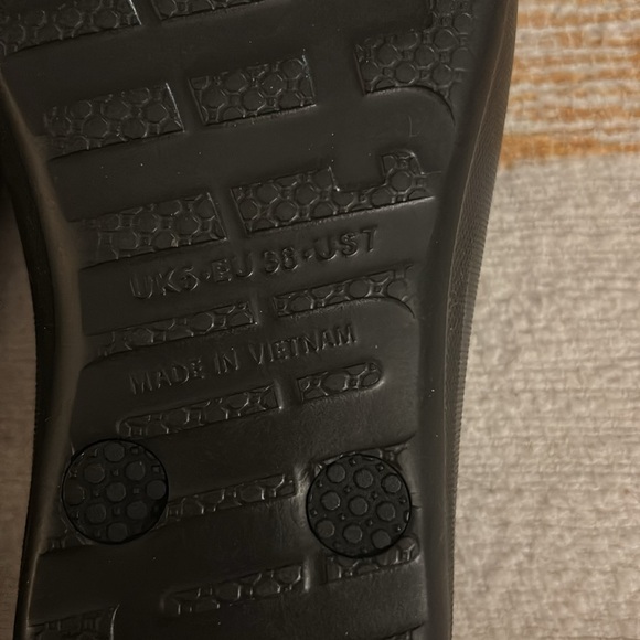 Fit flop flower flip flops - Picture 4 of 4